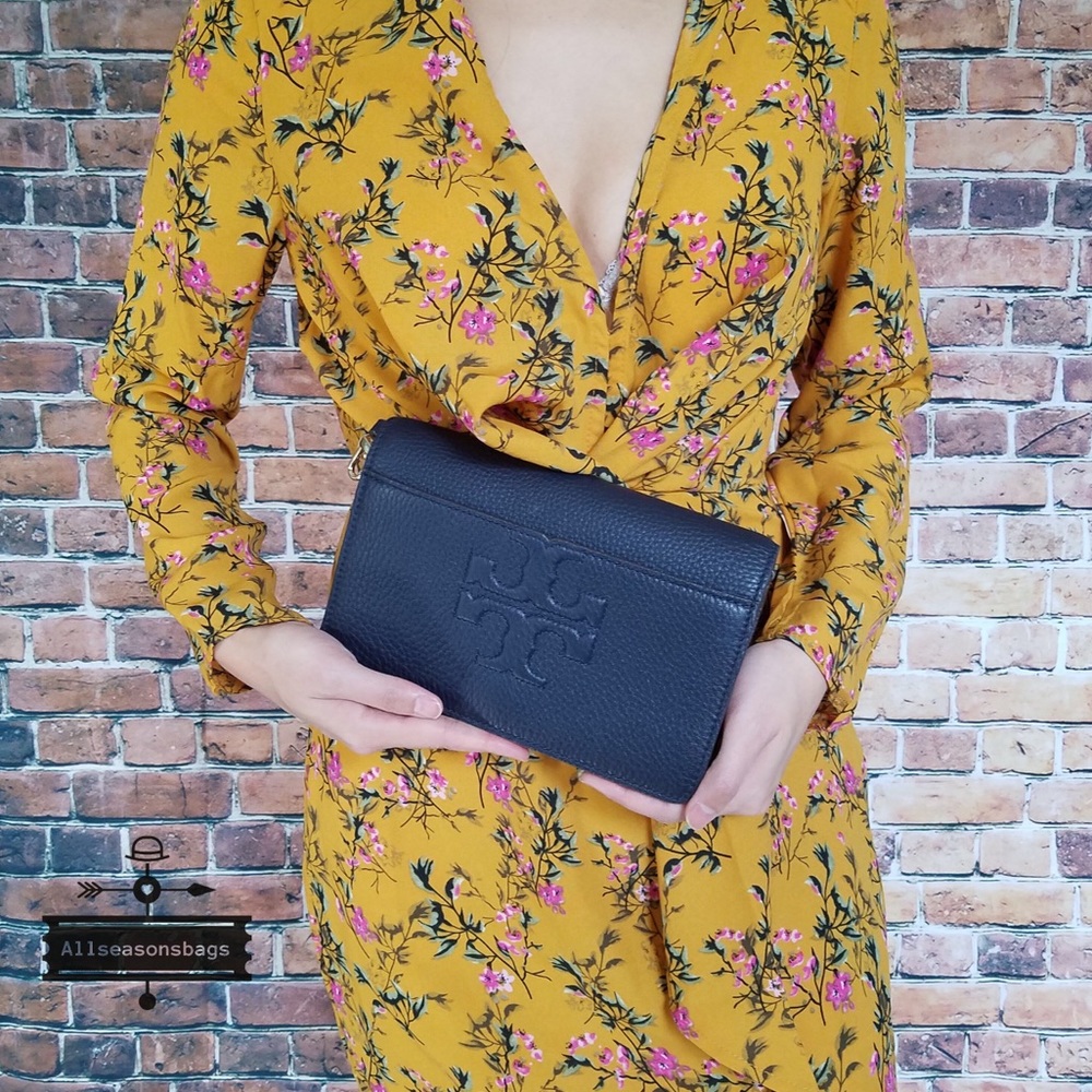 Tory Burch T Bombe Small Navy Crossbody Bag Blue - Picture 2 of 8